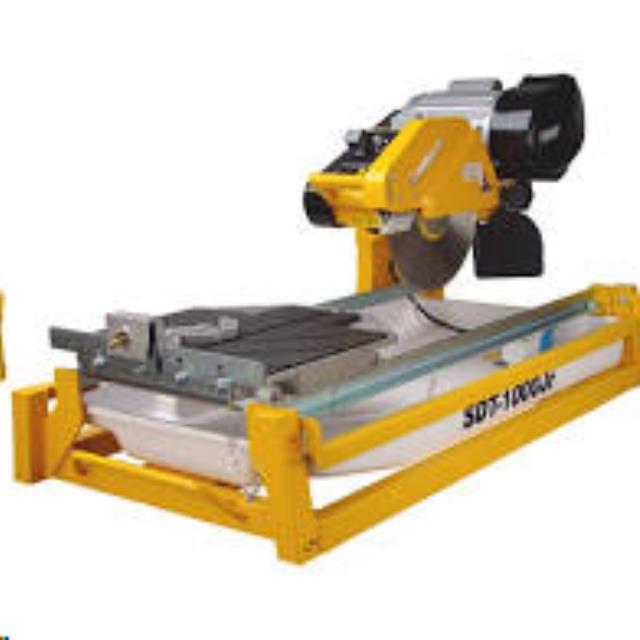 Rental store for LARGE TILE SAW in Grand Rapids MN